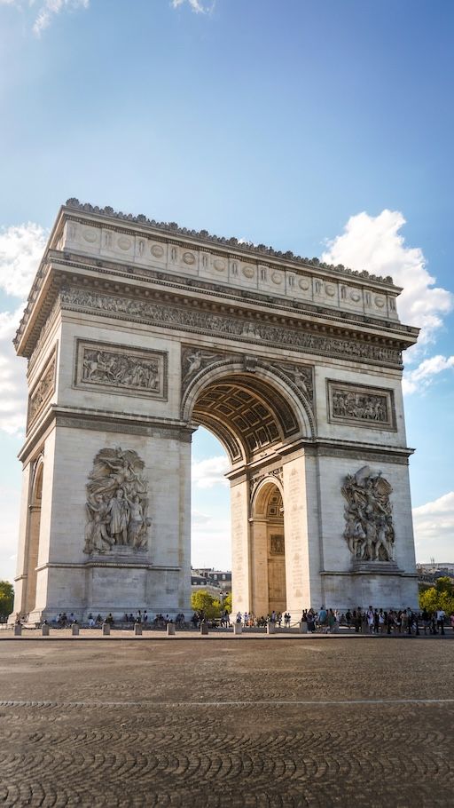 Arc de Triomphe on a sunny day